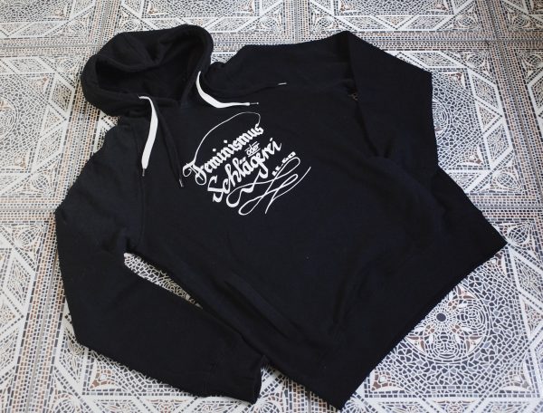 "Feminismus oder Schlägerei" – Hoodie (Limitierte Edition)